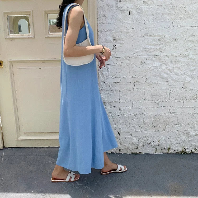 "Vestido Plus Size Simples e Elegante: Conforto e Sofisticação para Todas as Ocasiões!"