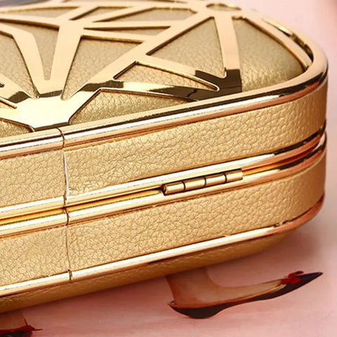 https://rario10.com.br/products/bolsa-clutch-millena-dourada