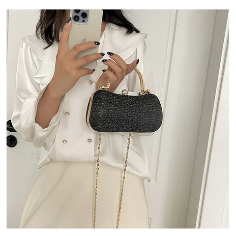 https://rario10.com.br/products/bolsa-clutch-sofhia-silva