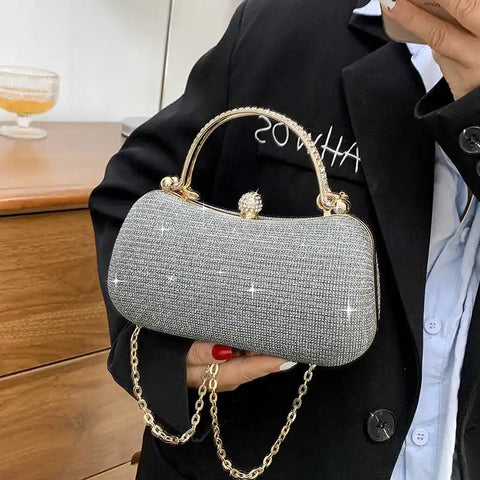 https://rario10.com.br/products/bolsa-clutch-sofhia-silva