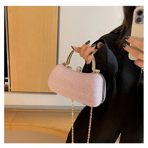 https://rario10.com.br/products/bolsa-clutch-sofhia-silva