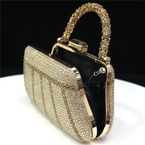 https://rario10.com.br/products/bolsa-clutch-amanda-norato