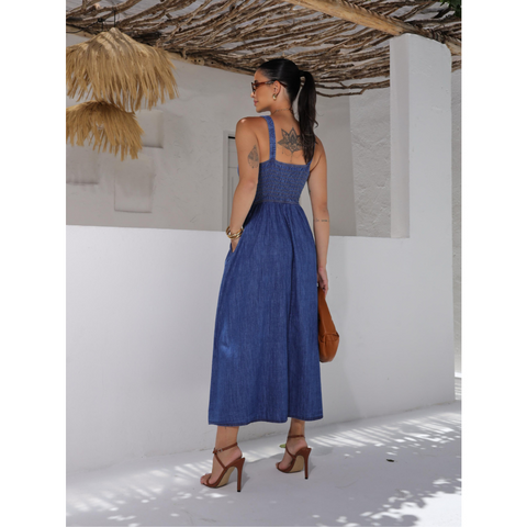 Vestido Jeans Midi Elegance de Alça, Bolsos e Elastico nas Costas