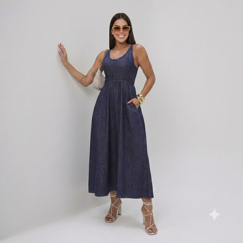 Vestido Jeans Midi Elegance de Alça, Bolsos e Elastico nas Costas