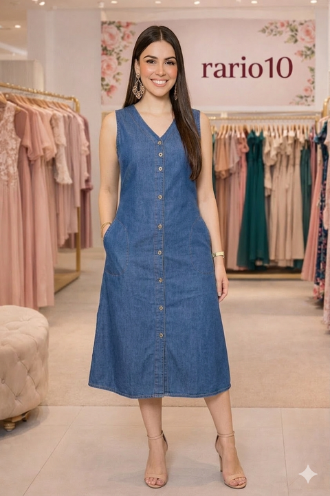 Vestido Midi Sem Mangas Jeans Com Bolsos Laterais e Botões