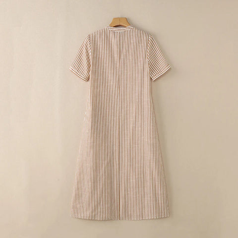 Vestido Feminino Listrado Com botões