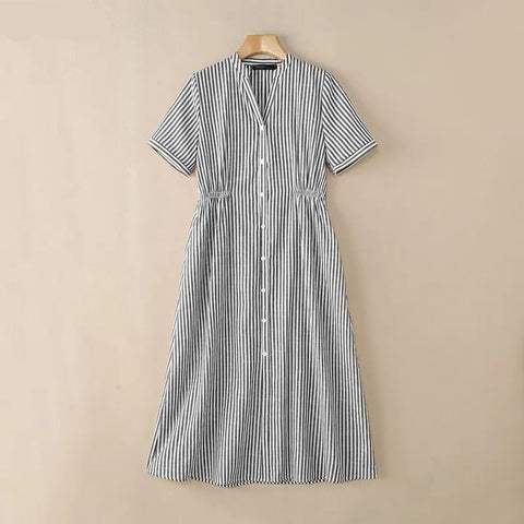 Vestido Feminino Listrado Com botões