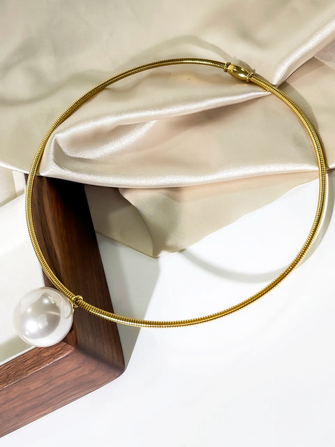 Colar Feminino Pérola Globular Banhado a Ouro