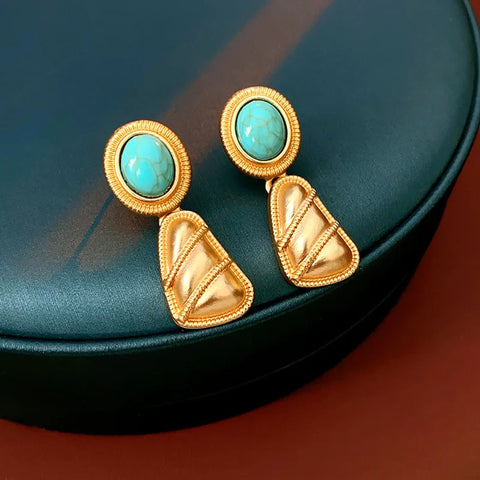 Conjunto Turquesa Imperial Rario10 – Elegância em Dourado & Azul-Céu