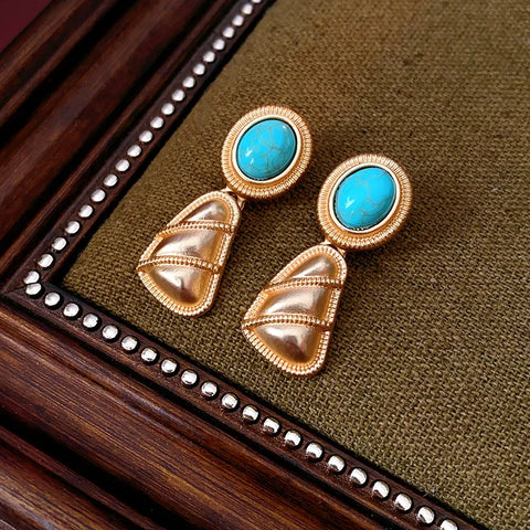 Conjunto Turquesa Imperial Rario10 – Elegância em Dourado & Azul-Céu