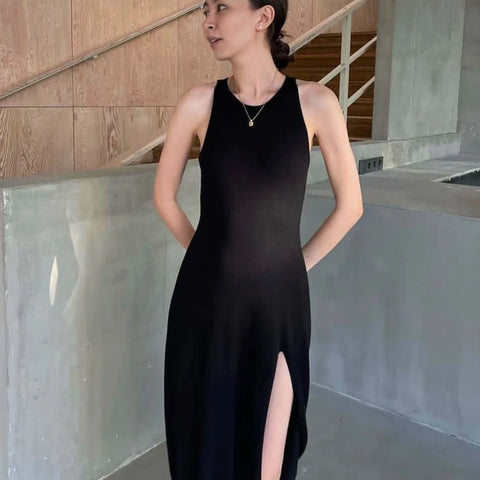 https://rario10.com.br/products/vestido-feminino-midi-de-malha-com-abertura-lateral?variant=41613616676954