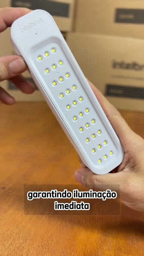 Kit 3 Luminárias de Emergência LEA 150 com 30 Leds Bivolt Slim Luz Emergencial