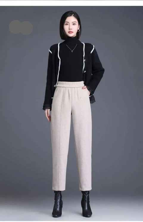 https://rario10.com.br/products/calca-feminina-de-la-pantalona?variant=41469907828826