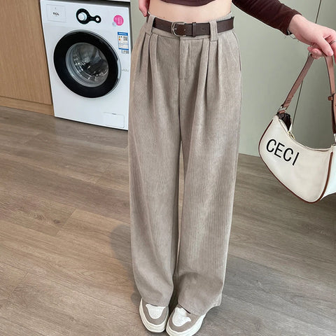 https://rario10.com.br/products/calcas-feminina-vintage-de-veludo-cintura-alta?variant=41478280020058