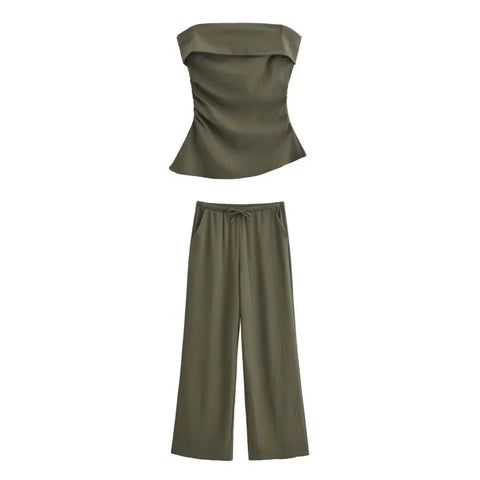 https://rario10.com.br/products/conjunto-feminino-casual-feminino-sem-alcas-e-gola-dobra?_pos=1&_sid=0aefe9ac0&_ss=r