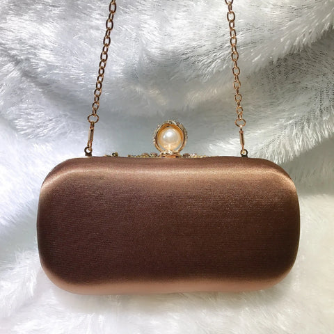 https://rario10.com.br/products/bolsa-clutch-terracan