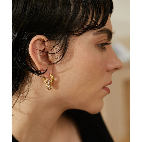 https://rario10.com.br/products/brincos-cubico-redondo-em-aco-inoxidavel-18k-cor-ouro?variant=41665251442778