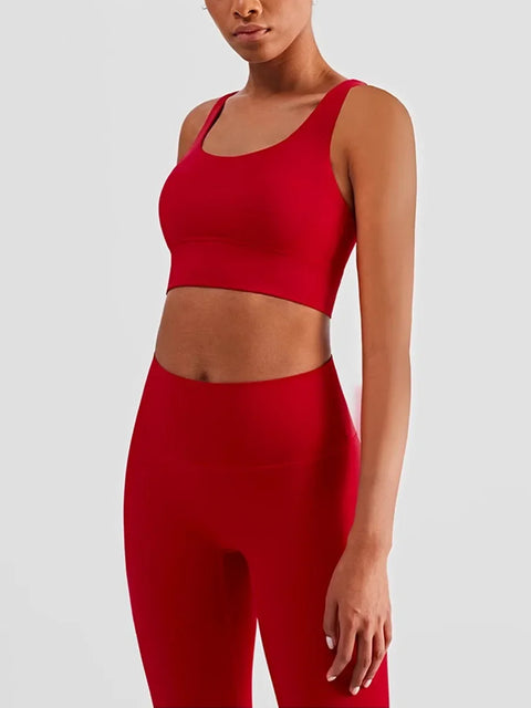 https://rario10.com.br/products/conjunto-2-pecas-esportivas-femininas-top-e-calca-leggings?_pos=1&_sid=cc5dd0eae&_ss=r