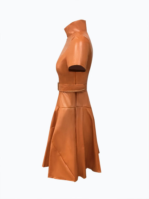 https://rario10.com.br/products/vestido-feminino-de-couro-sintetico-caramelo