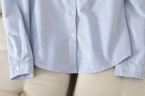 https://rario10.com.br/products/camisa-oxford-feminina-de-algodao-casual?_pos=1&_sid=5efbc05dc&_ss=r