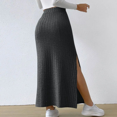 https://rario10.com.br/products/saia-feminina-de-malha-com-fenda-lateral?variant=41648361537626