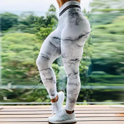 https://rario10.com.br/products/calca-leggings-esportivas-plus-size-cintura-alta?variant=41738517086298