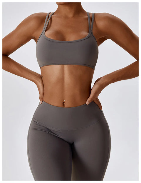 https://rario10.com.br/products/conjunto-de-ioga-2-pecas-fitness?_pos=1&_sid=7c03fc331&_ss=r