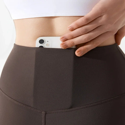 https://rario10.com.br/products/conjunto-de-duas-pecas-femininas-leggings-e-top?_pos=1&_sid=073c5c430&_ss=r