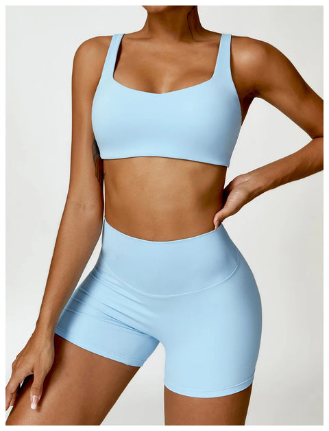 https://rario10.com.br/products/conjunto-feminino-fitness-top-e-shorts?_pos=1&_sid=50046bcb6&_ss=r