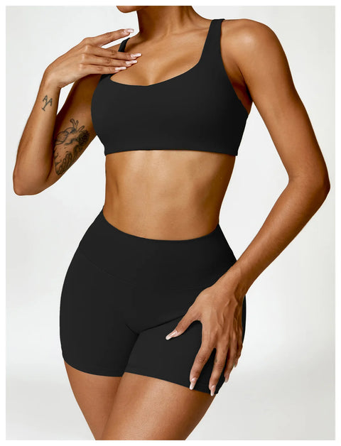 https://rario10.com.br/products/conjunto-feminino-fitness-top-e-shorts?_pos=1&_sid=50046bcb6&_ss=r