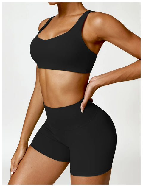 https://rario10.com.br/products/conjunto-feminino-fitness-top-e-shorts?_pos=1&_sid=50046bcb6&_ss=r