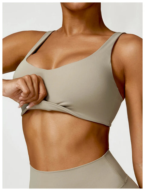 https://rario10.com.br/products/conjunto-feminino-fitness-top-e-shorts?_pos=1&_sid=50046bcb6&_ss=r