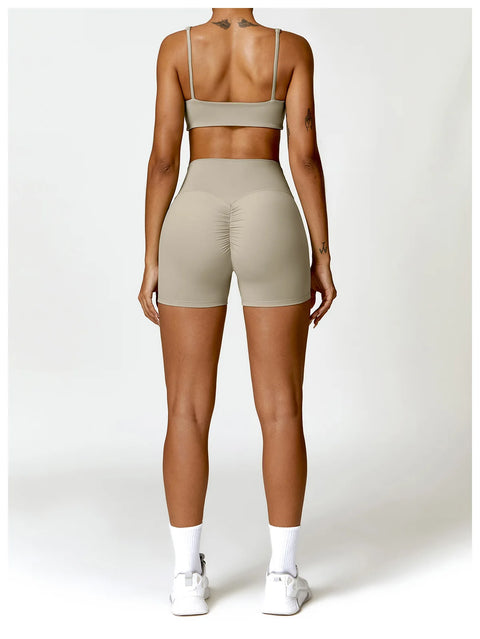 https://rario10.com.br/products/conjunto-feminino-fitness-top-e-shorts?_pos=1&_sid=50046bcb6&_ss=r