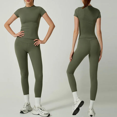 https://rario10.com.br/products/conjunto-leggings-de-duas-pecas-manga-curta?_pos=1&_sid=c8c0f3e82&_ss=r