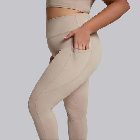 https://rario10.com.br/products/conjunto-feminino-leggings-de-ioga-plus-size?_pos=1&_sid=21d2fb7a2&_ss=r&variant=41807284174938