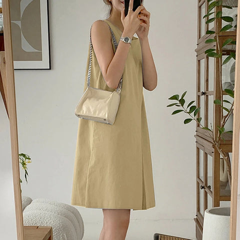 https://rario10.com.br/products/vestido-feminino-casual-sem-mangas-mini?_pos=1&_sid=aede4592d&_ss=r