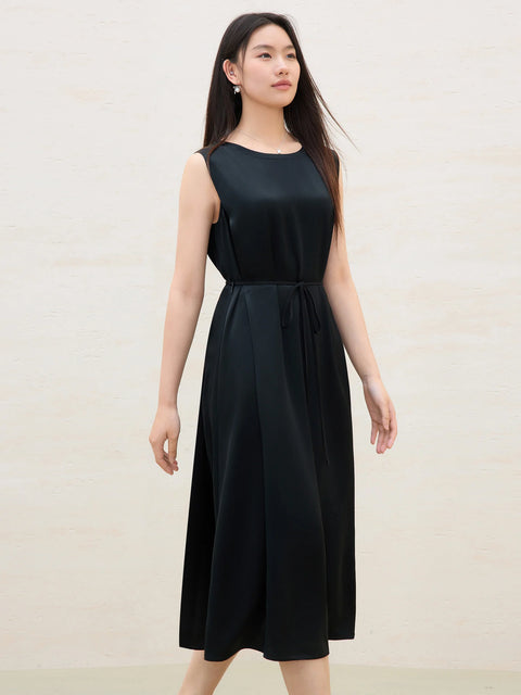 https://rario10.com.br/products/vestido-longo-preto-de-acetato?_pos=1&_sid=74d2215f0&_ss=r