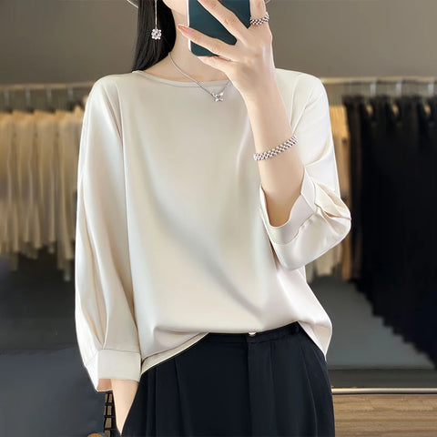 https://rario10.com.br/products/camiseta-feminina-de-cetim-acetico?_pos=1&_sid=311bdfa0b&_ss=r