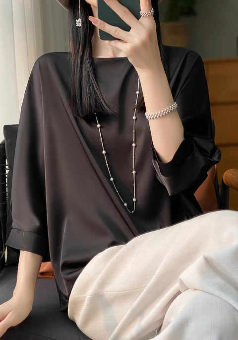 https://rario10.com.br/products/camiseta-feminina-de-cetim-acetico?_pos=1&_sid=311bdfa0b&_ss=r