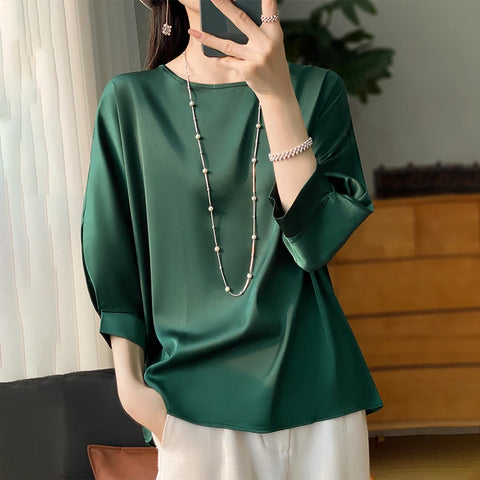 https://rario10.com.br/products/camiseta-feminina-de-cetim-acetico?_pos=1&_sid=311bdfa0b&_ss=r