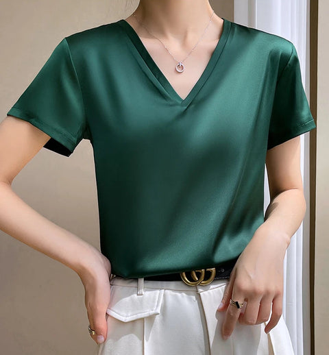 https://rario10.com.br/products/camisetas-femininas-basicas-solidas-gola-v?_pos=1&_sid=2eb4ef826&_ss=r