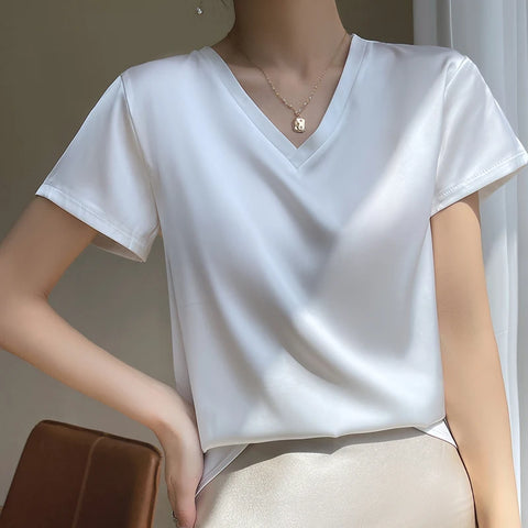 https://rario10.com.br/products/camisetas-femininas-basicas-solidas-gola-v?_pos=1&_sid=2eb4ef826&_ss=r