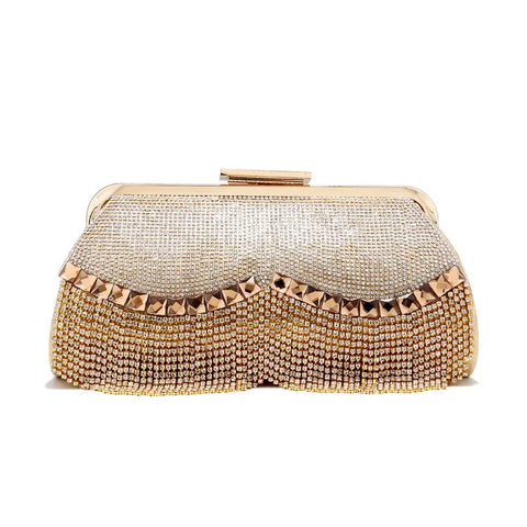 https://rario10.com.br/products/bolsa-clutch-micangas?_pos=1&_sid=eabeaa703&_ss=r