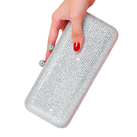 https://rario10.com.br/products/bolsa-feminina-elegante-em-cristais-luizza?_pos=1&_sid=c012d510c&_ss=r