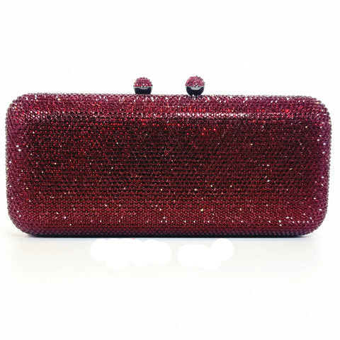 https://rario10.com.br/products/bolsa-feminina-elegante-em-cristais-luizza?_pos=1&_sid=c012d510c&_ss=r