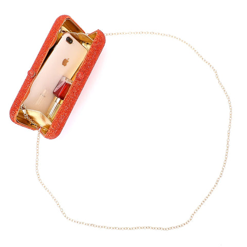 https://rario10.com.br/products/bolsa-feminina-elegante-em-cristais-luizza?_pos=1&_sid=c012d510c&_ss=r