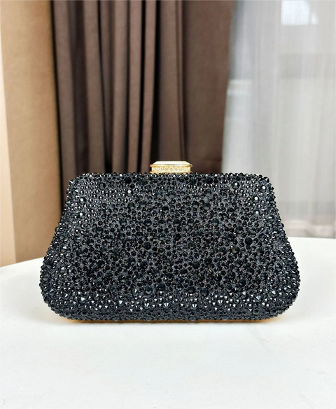 https://rario10.com.br/products/bolsa-feminina-luna-serene?_pos=1&_sid=c0a4415a3&_ss=r
