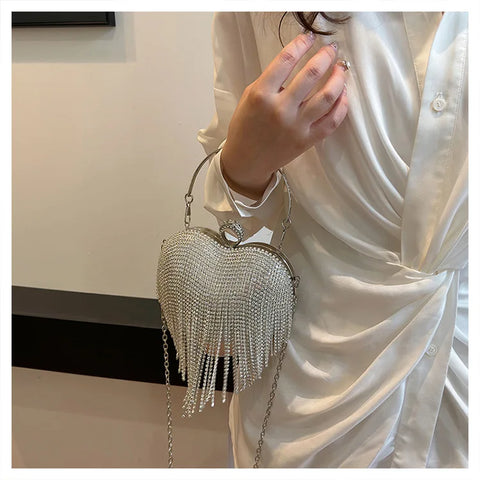 https://rario10.com.br/products/bolsa-feminina-coracao-e-diamantes-sophia-mist?_pos=1&_sid=e357c9026&_ss=r