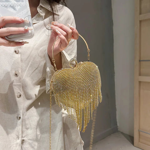 https://rario10.com.br/products/bolsa-feminina-coracao-e-diamantes-sophia-mist?_pos=1&_sid=e357c9026&_ss=r