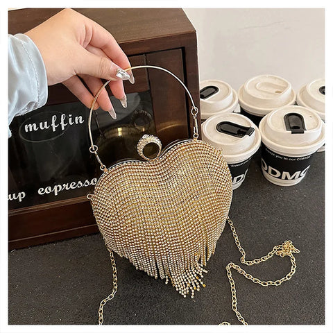 https://rario10.com.br/products/bolsa-feminina-coracao-e-diamantes-sophia-mist?_pos=1&_sid=e357c9026&_ss=r